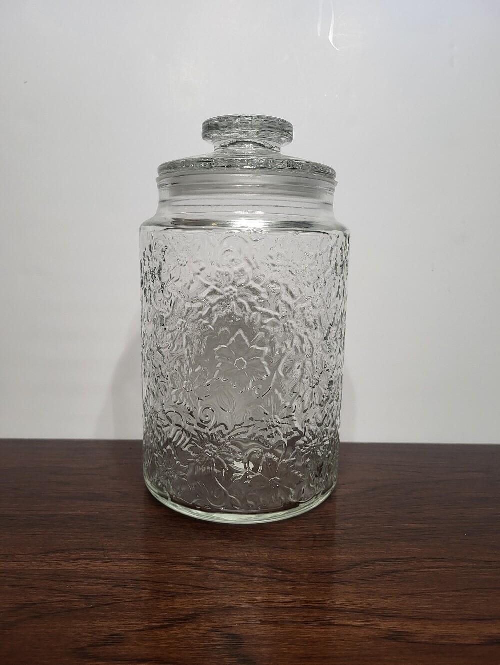 Princess House Fantasia Poinsettia 10" Crystal Glass Cookie Jar And Lid #569